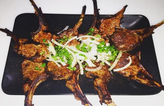 Tonir Cafe in Burbank