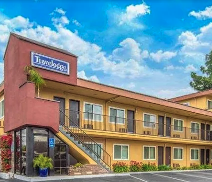 Travelodge by Wyndham Burbank-Glendale